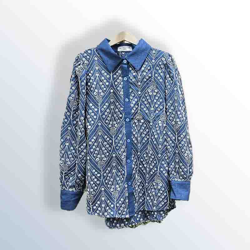 Women's embroidered denim shirt