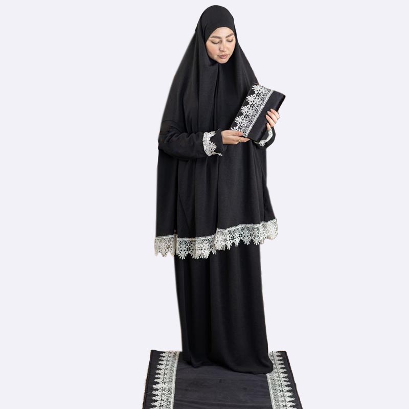 Elegant Prayer Outfit Set with Matching Prayer Rug
