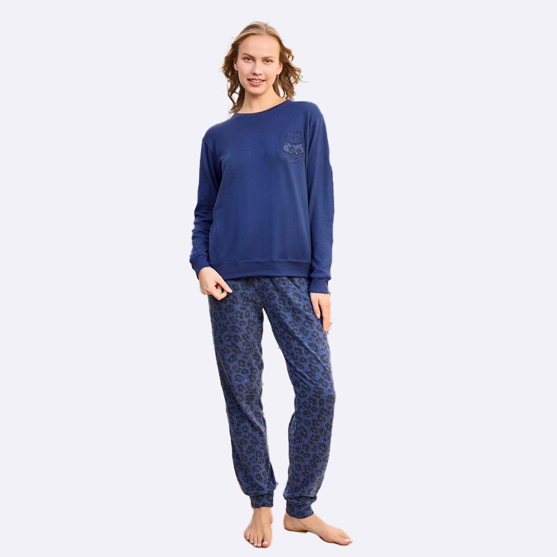 Women's Velvet Fleece Printed Pajama Set