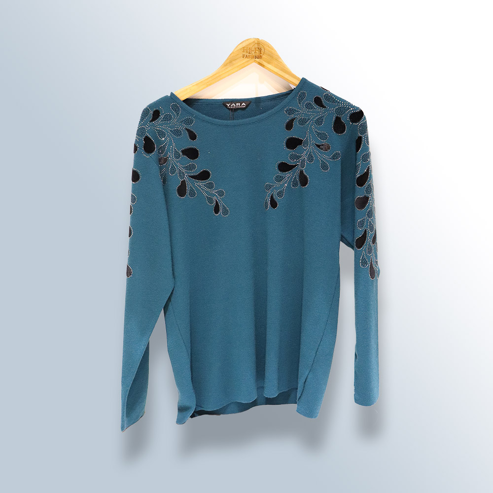 Women's sweater