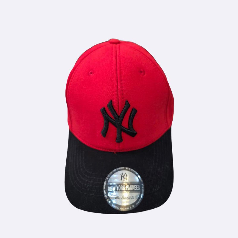 New York Yankees Adjustable Baseball Cap