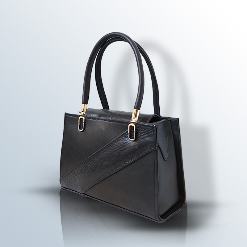 Women's bag natural leather