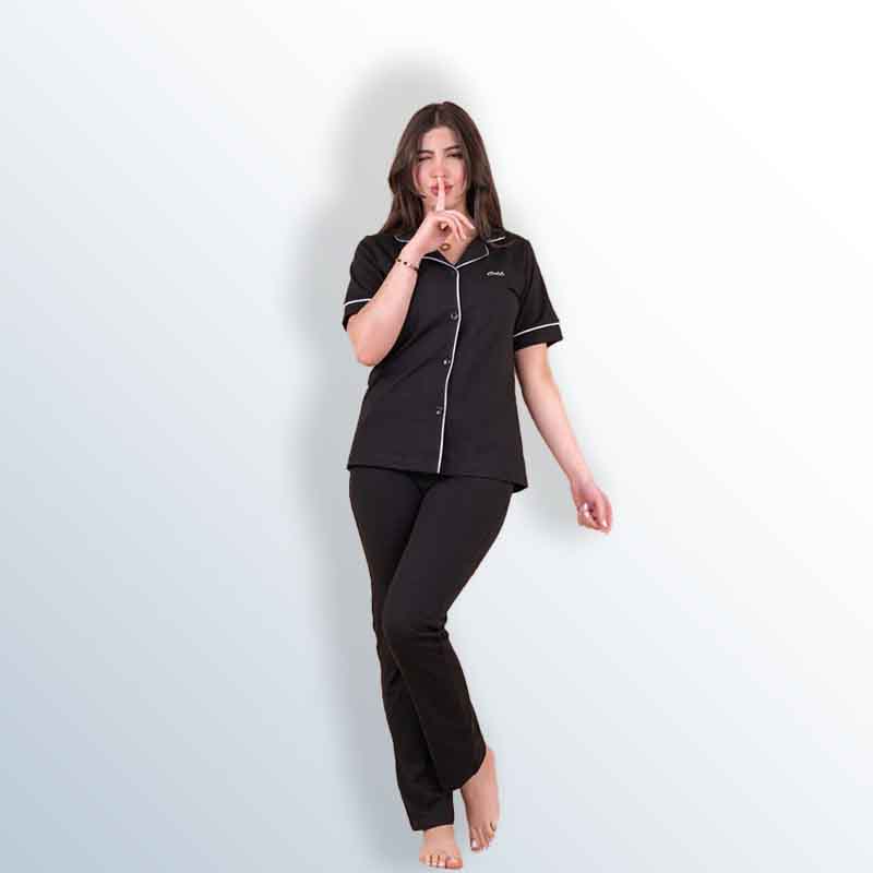 Women's cotton button-up pajamas