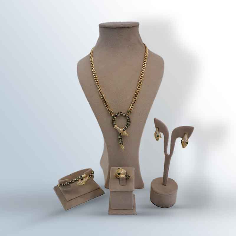 women accessories set