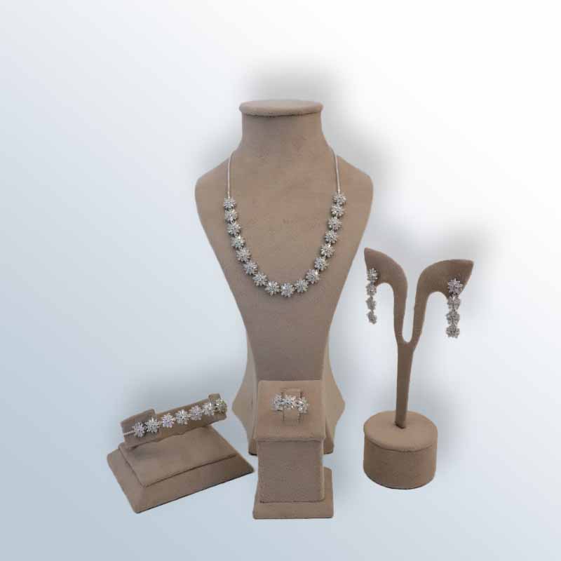 women accessories set