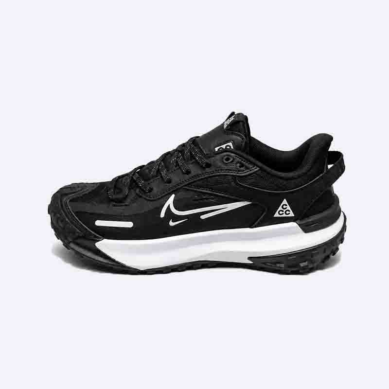 Nike ACG Trail Running Sneakers