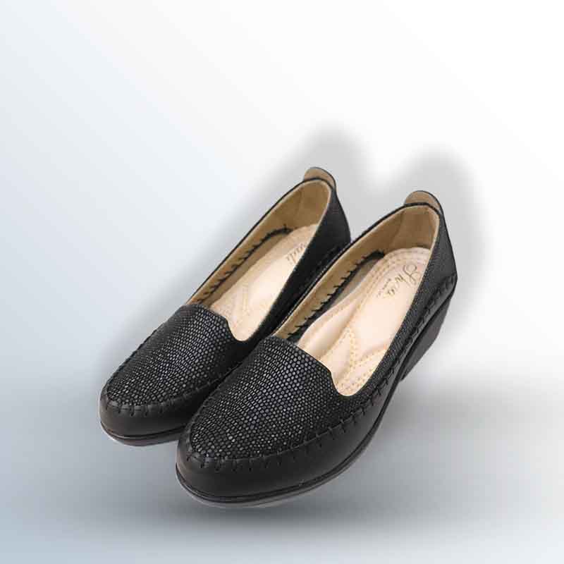 Women's slippers with medical sole