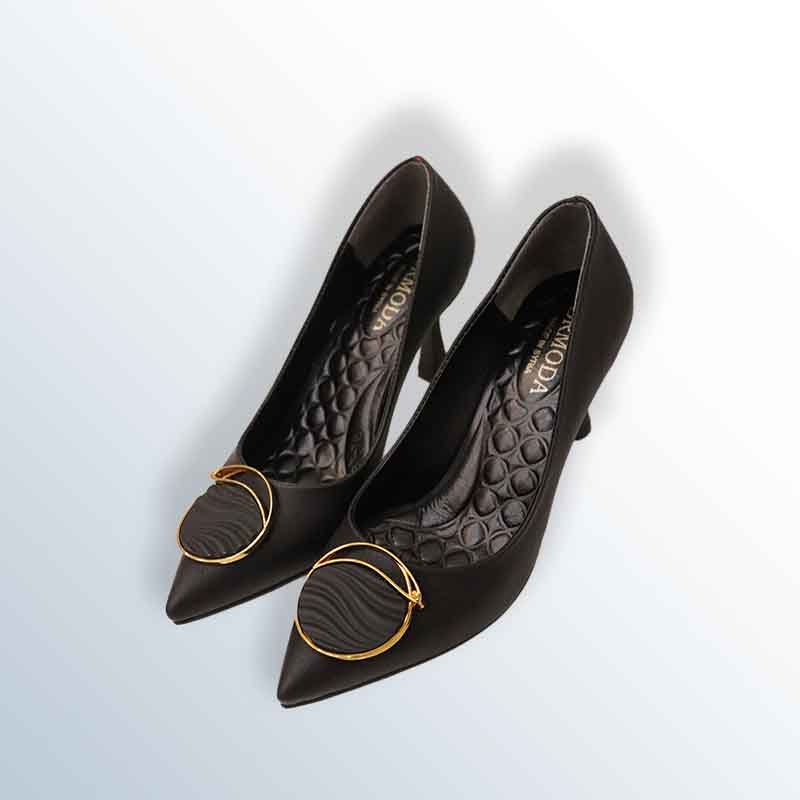 Women's high heel shoes