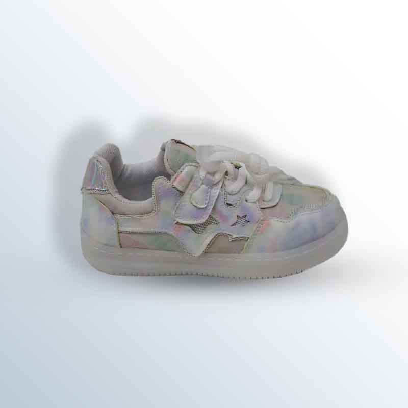 Girls' sneakers