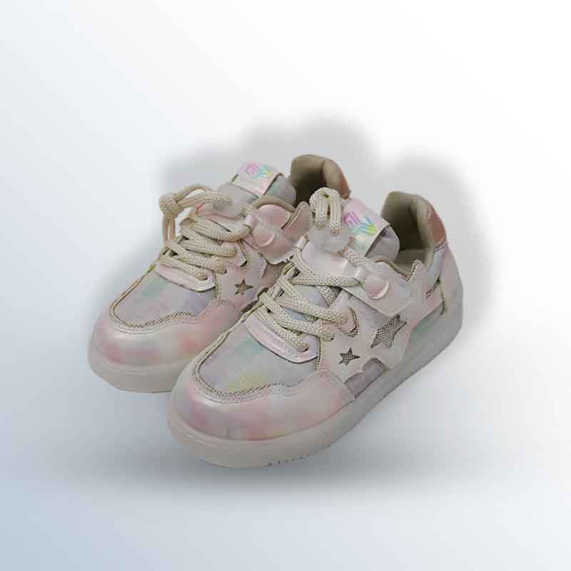 Girls' sneakers
