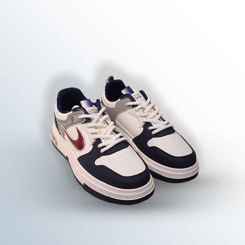 Men's sports shoes