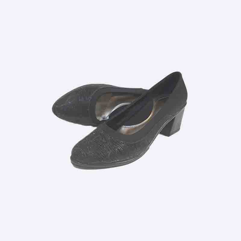 Women's Low-Heel Shoes