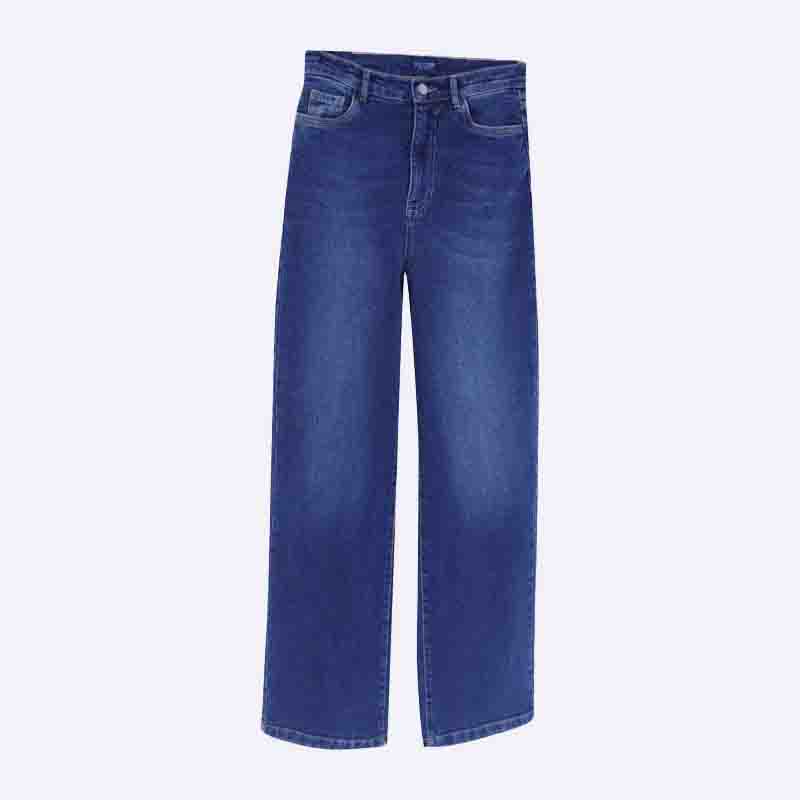 Women's High-Rise Relaxed-Fit Jeans