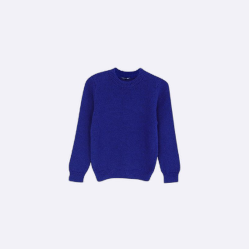 Comfortable wool sweater for boys with a round neck