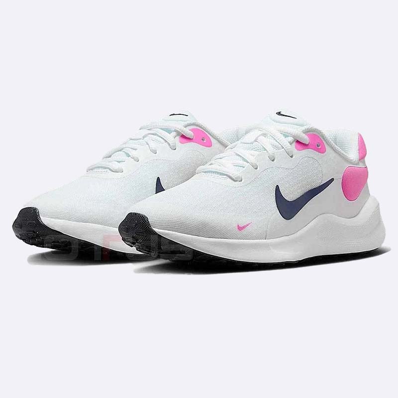 Nike Revolution 7 Big Kids' Shoes