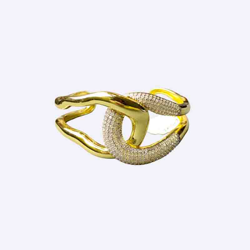 Interlocking Links Cuff Bracelet