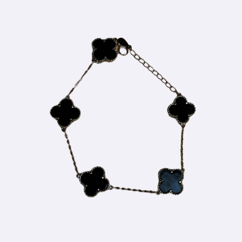 Onyx Clover Motif Bracelet