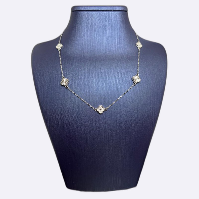 Lucky Clover Silver Necklace